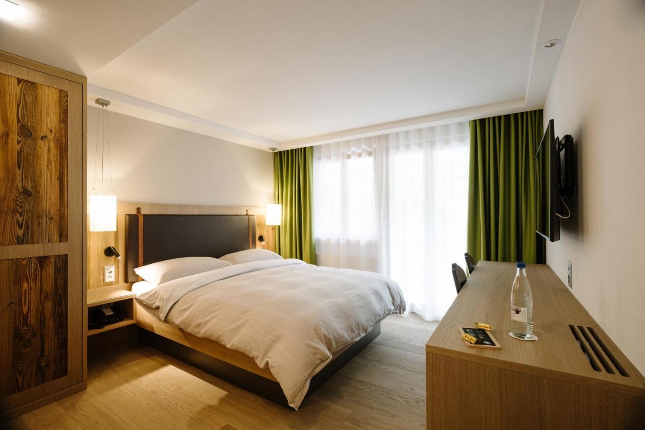 Adler Adelboden Hotel Exterior photo
